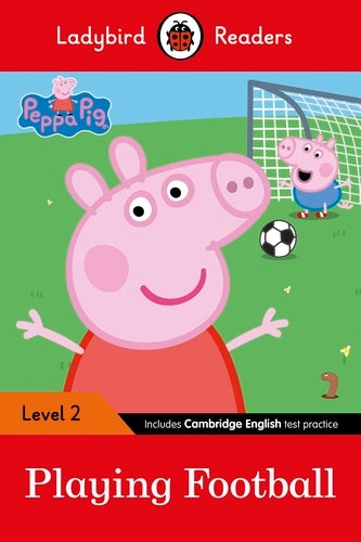 PEPPA PIG: PLAYING FOOTBALL (LB)